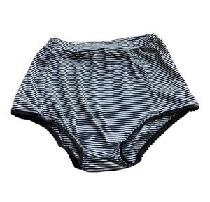 POL High Waist Black White Stripe Bloomer Shorts Lounge Stretch Casual Sz Small